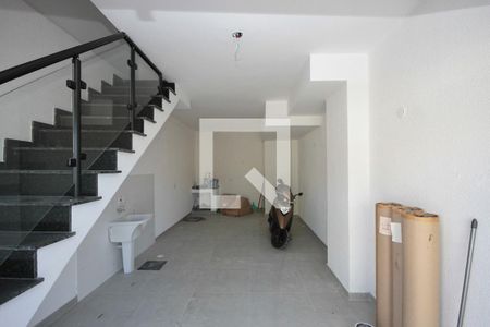 Casa à venda com 107m², 2 quartos e 1 vaga Casa à venda com 107m², 2 quartos e 1 vagaGaragem