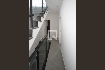 Casa à venda com 107m², 2 quartos e 1 vaga Casa à venda com 107m², 2 quartos e 1 vagaHall
