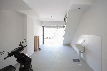 Casa à venda com 107m², 2 quartos e 1 vaga Casa à venda com 107m², 2 quartos e 1 vagaGaragem
