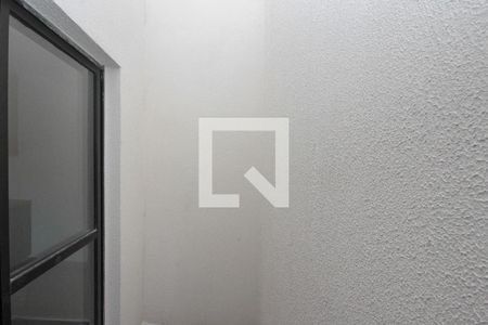 Casa à venda com 107m², 2 quartos e 1 vaga Casa à venda com 107m², 2 quartos e 1 vagajardim de inverno