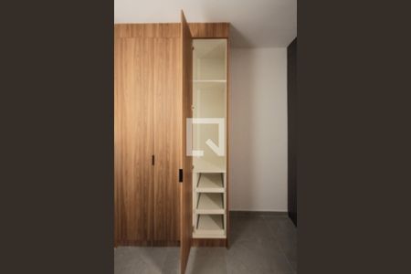 Casa à venda com 107m², 2 quartos e 1 vaga Casa à venda com 107m², 2 quartos e 1 vagaQuarto