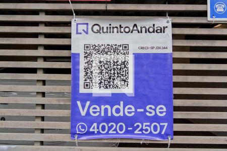 Casa à venda com 136m², 3 quartos e 2 vagasFachada