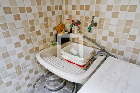 Casa à venda com 136m², 3 quartos e 2 vagasÁrea de Serviço