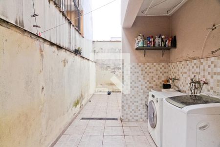 Casa à venda com 136m², 3 quartos e 2 vagasÁrea de Serviço