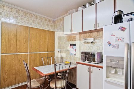 Casa à venda com 136m², 3 quartos e 2 vagasCozinha