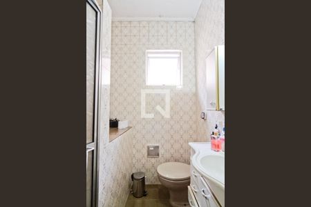 Casa à venda com 136m², 3 quartos e 2 vagasBanheiro