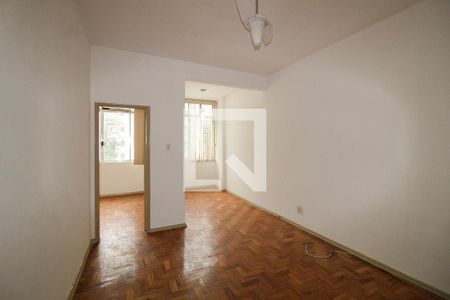Apartamento à venda com 68m², 2 quartos e sem vagaSala