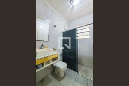 Casa à venda com 115m², 3 quartos e 1 vagaBanheiro