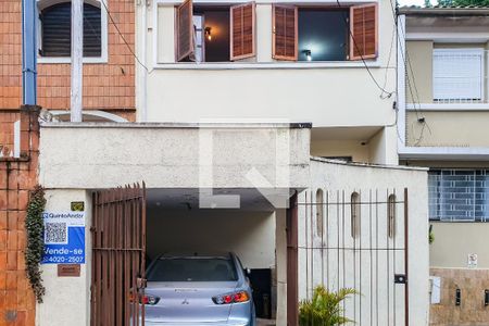 Casa à venda com 115m², 3 quartos e 1 vagaFachada