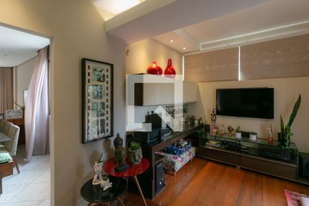 Apartamento para alugar com 245m², 3 quartos e 3 vagas Apartamento para alugar com 245m², 3 quartos e 3 vagasSala de TV