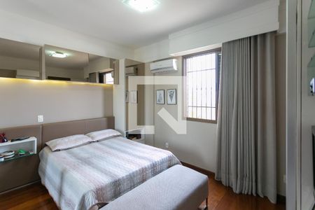 Apartamento para alugar com 245m², 3 quartos e 3 vagas Apartamento para alugar com 245m², 3 quartos e 3 vagasQuarto 3 - Suíte