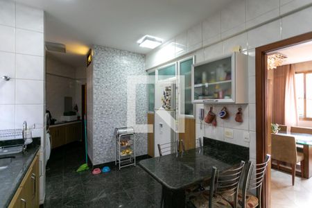 Apartamento para alugar com 245m², 3 quartos e 3 vagas Apartamento para alugar com 245m², 3 quartos e 3 vagasCozinha