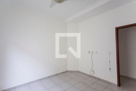 Casa para alugar com 280m², 4 quartos e 3 vagas Casa para alugar com 280m², 4 quartos e 3 vagasSuite 1