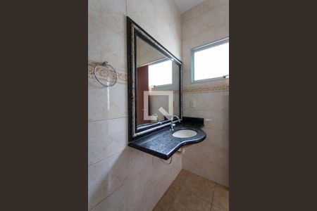 Casa para alugar com 280m², 4 quartos e 3 vagas Casa para alugar com 280m², 4 quartos e 3 vagasBanheiro da Suite 1
