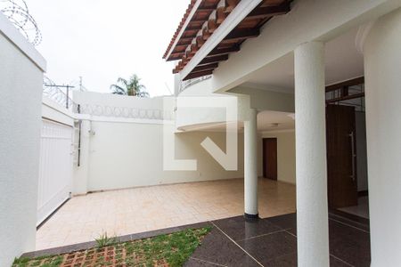 Casa para alugar com 280m², 4 quartos e 3 vagas Casa para alugar com 280m², 4 quartos e 3 vagasJardim