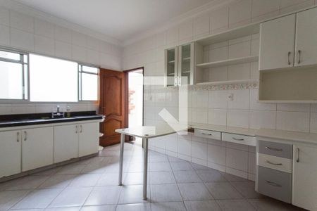 Casa para alugar com 280m², 4 quartos e 3 vagas Casa para alugar com 280m², 4 quartos e 3 vagasCozinha