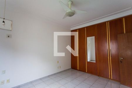 Casa para alugar com 280m², 4 quartos e 3 vagas Casa para alugar com 280m², 4 quartos e 3 vagasSuite 3
