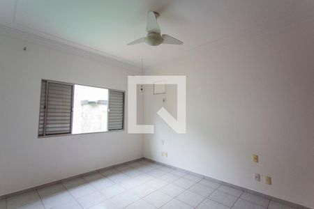 Casa para alugar com 280m², 4 quartos e 3 vagas Casa para alugar com 280m², 4 quartos e 3 vagasSuite 3