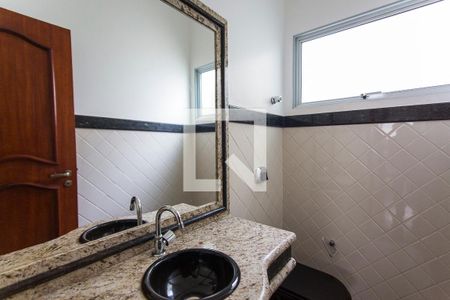 Casa para alugar com 280m², 4 quartos e 3 vagas Casa para alugar com 280m², 4 quartos e 3 vagasLavabo