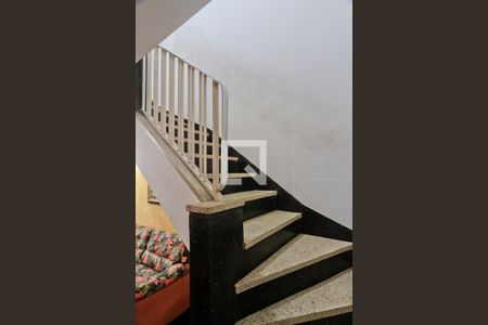 Escada de casa à venda com 3 quartos, 241m² em Nossa Senhora do O, São Paulo