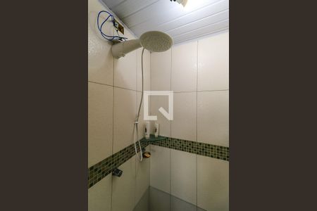 Casa para alugar com 120m², 2 quartos e 2 vagasBanheiro da Suíte