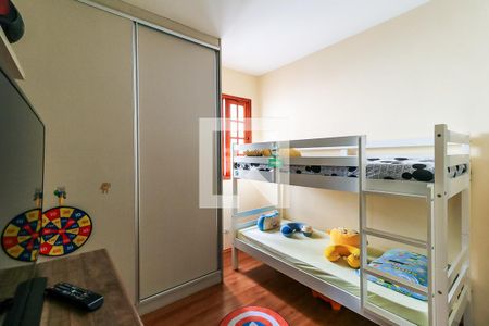 Casa para alugar com 120m², 2 quartos e 2 vagasQuarto