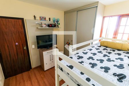 Casa para alugar com 120m², 2 quartos e 2 vagasQuarto