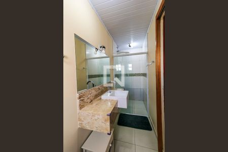 Casa para alugar com 120m², 2 quartos e 2 vagasBanheiro da Suíte