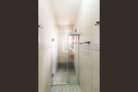 Casa para alugar com 120m², 2 quartos e 2 vagasBanheiro