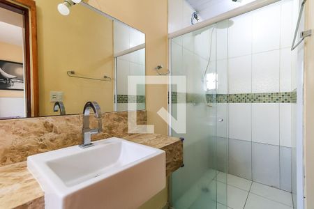 Casa para alugar com 120m², 2 quartos e 2 vagasBanheiro da Suíte