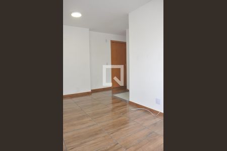 Apartamento para alugar com 45m², 2 quartos e 1 vagaSala