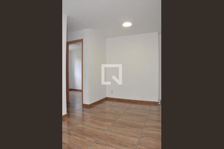 Apartamento para alugar com 45m², 2 quartos e 1 vagaSala