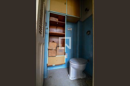 Apartamento à venda com 50m², 1 quarto e 1 vaga Apartamento à venda com 50m², 1 quarto e 1 vagaBanheiro de Serviço