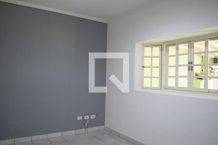 Sala de casa para alugar com 2 quartos, 126m² em Vila Figueira, Suzano