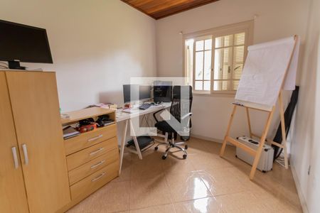 Casa à venda com 98m², 3 quartos e 2 vagasQuarto 2