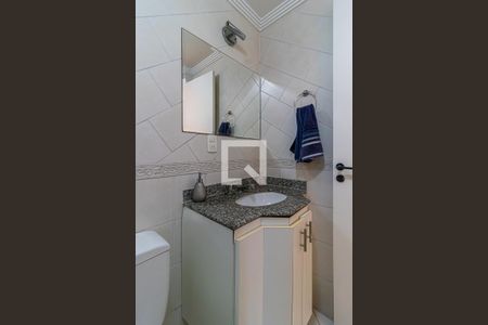 Apartamento à venda com 58m², 2 quartos e 1 vaga Apartamento à venda com 58m², 2 quartos e 1 vagaBanheiro