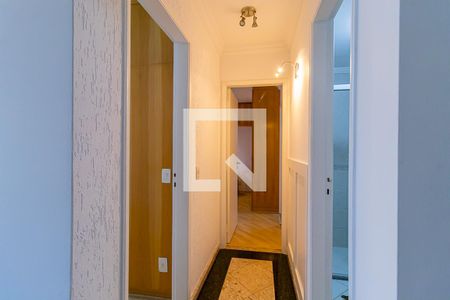 Corredor de apartamento à venda com 2 quartos, 58m² em Vila Santo Estéfano, São Paulo