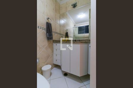 Apartamento à venda com 58m², 2 quartos e 1 vaga Apartamento à venda com 58m², 2 quartos e 1 vagaBanheiro da Suíte