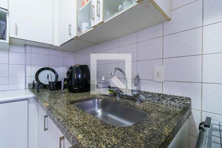 Cozinha de apartamento à venda com 2 quartos, 58m² em Vila Santo Estéfano, São Paulo