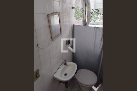 Apartamento à venda com 157m², 3 quartos e 4 vagas Apartamento à venda com 157m², 3 quartos e 4 vagasBanheiro de Serviço