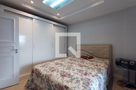 Apartamento à venda com 157m², 3 quartos e 4 vagas Apartamento à venda com 157m², 3 quartos e 4 vagasQuarto 2