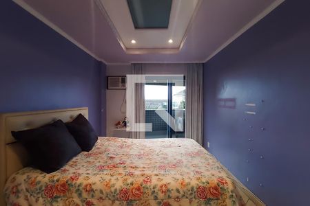 Apartamento à venda com 157m², 3 quartos e 4 vagas Apartamento à venda com 157m², 3 quartos e 4 vagasQuarto 3