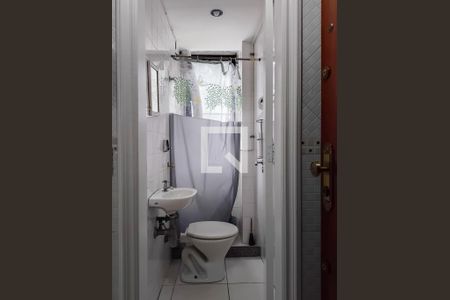 Apartamento à venda com 157m², 3 quartos e 4 vagas Apartamento à venda com 157m², 3 quartos e 4 vagasBanheiro de Serviço