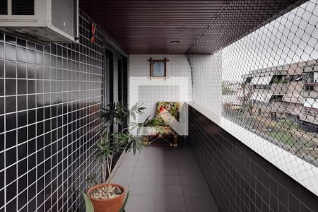 Varanda da Sala de apartamento à venda com 3 quartos, 157m² em Jardim Guanabara, Rio de Janeiro
