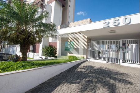 Apartamento para alugar com 74m², 2 quartos e 1 vagaFachada e portaria
