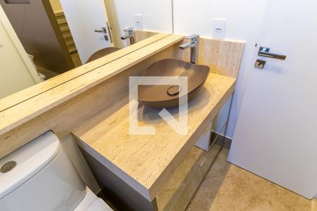 Apartamento à venda com 108m², 1 quarto e 2 vagasBanheiro da suíte