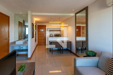 Sala/Cozinha de apartamento para alugar com 1 quarto, 36m² em Jacarepaguá, Rio de Janeiro