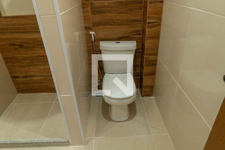 Banheiro  de apartamento para alugar com 3 quartos, 80m² em São Domingos, Niterói