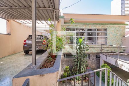 Casa à venda com 220m², 3 quartos e 3 vagasFachada- Garagem