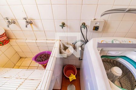 Casa à venda com 220m², 3 quartos e 3 vagasÁrea de Serviço